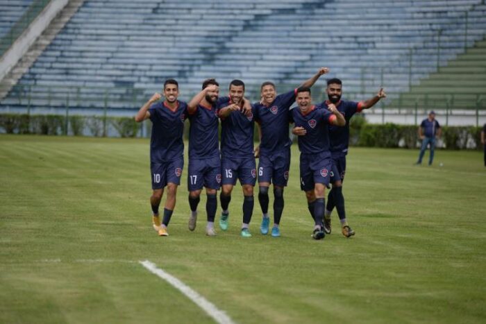 Com 3 a 0, Manchester vence a primeira na história em JF e vira líder 1 Manchester x Betis gol Albert foto Daniel Braga Manchester