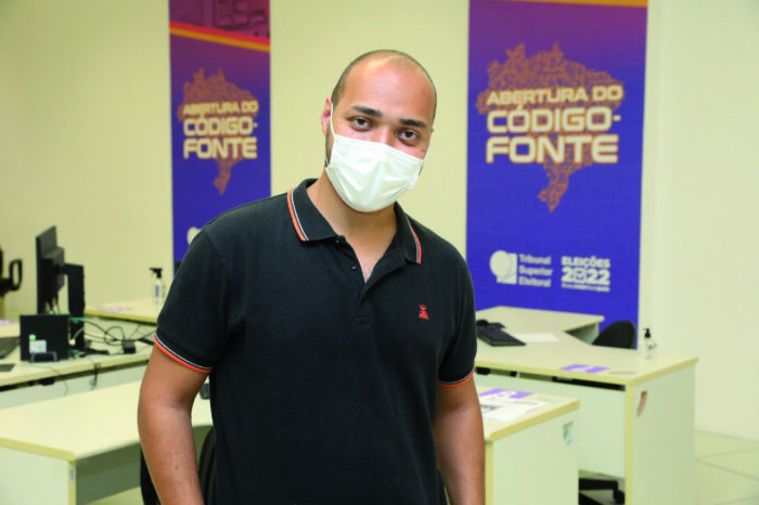 Juiz-forano participa de testes de segurança da urna eletrônica 1 Seg nas urnas 4 Kennedy Vasconcelos Jr. foto Antonio Augusto secom TSE