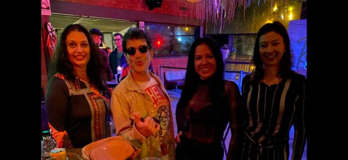 Larissa Chehuen, totalmente demais 4 Christiane Merhy, Liliane Carapinha e Daça Sudré, clicadas com guitarrista George Israel, no Maguje, no Jóquei (RJ)