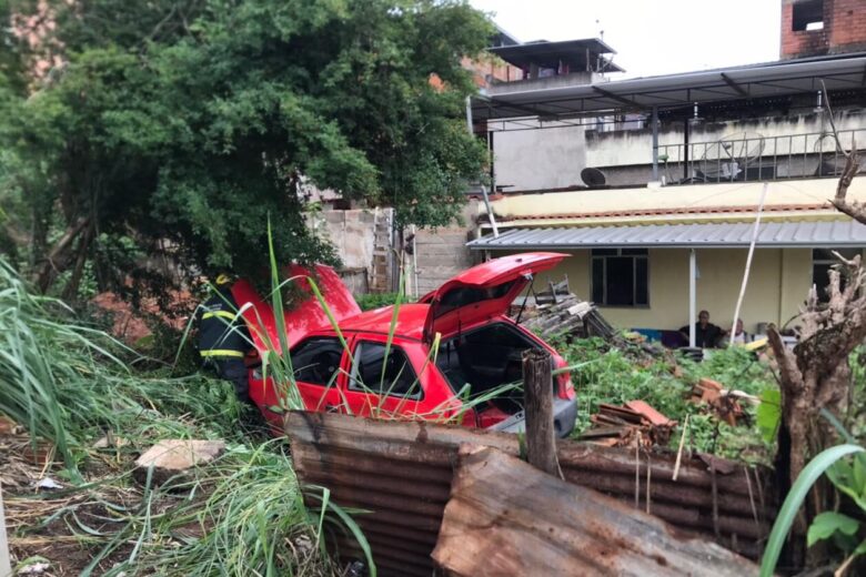 carro capota no joquei e1634658328739