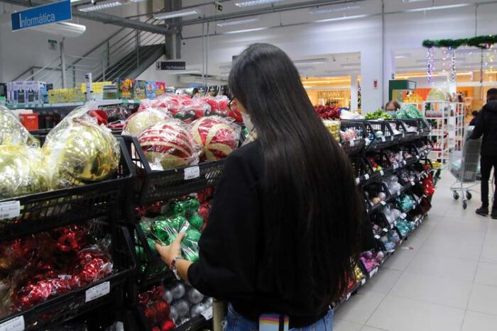 Comércio espera contratar mais que Natal passado e vender igual a 2019 1 venda natal cacula