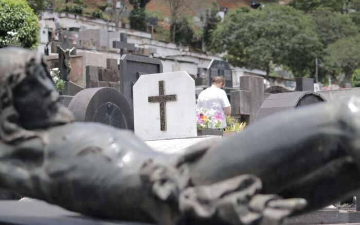Cemitério Municipal de Juiz de Fora terá missas e plantio de flores no Dia de Finados