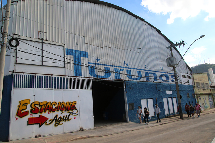 Visita guiada mostra a cidade que conta as histórias apagadas 8 6 Roteiro Turunas Imediacoes do Terreirao do Samba fenando priamo 8