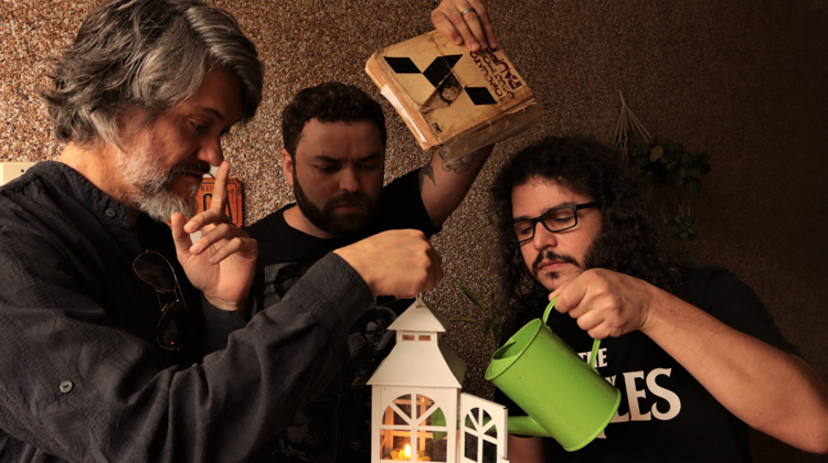 'Los românticos experience' estreia com homenagem a Torquato Neto 1 Los românticos experience