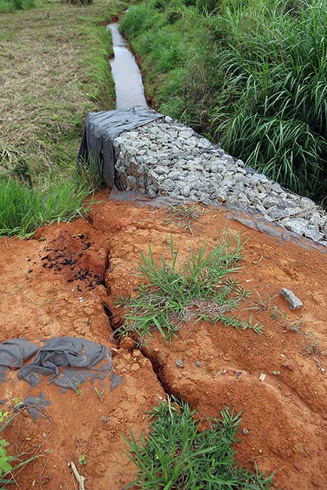 Com início das chuvas, condições da MG-133 e da MG-353 preocupam 2 MG 133 km 20 fernando priamo