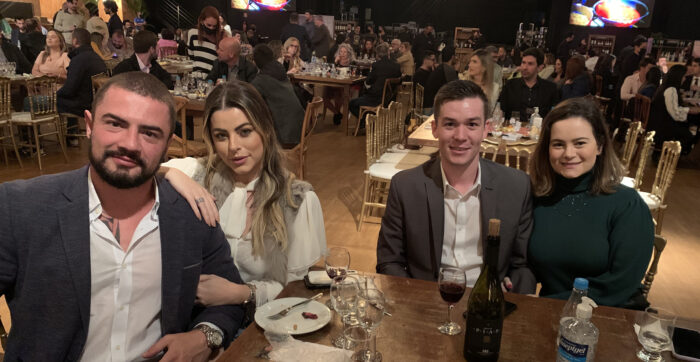 Carlos Henrique Reis e Mariana Loures, Guilherme e Débora Reis Rossetto, presenças ‘top’ no Seu Mercado, no Terrazzo    