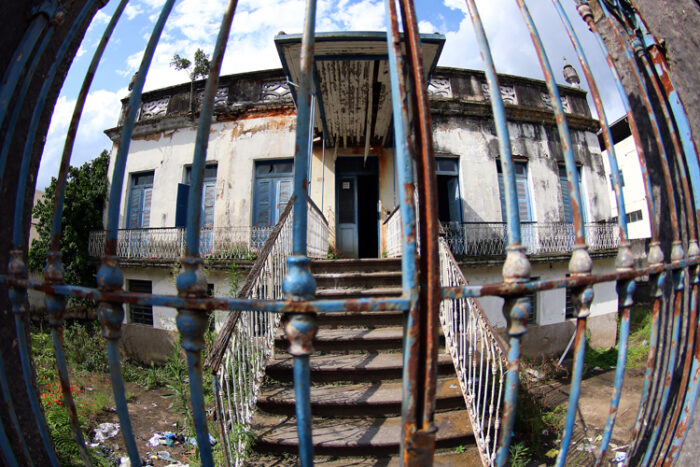 Comitê debate situação de imóveis tombados em Juiz de Fora 3 abandono predio historico fernando priamo3