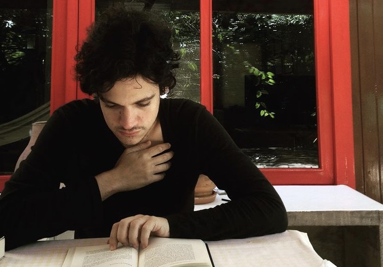 Poeta Italo Diblasi lança o livro "A morte não é magrinha" 1 italo 1 1