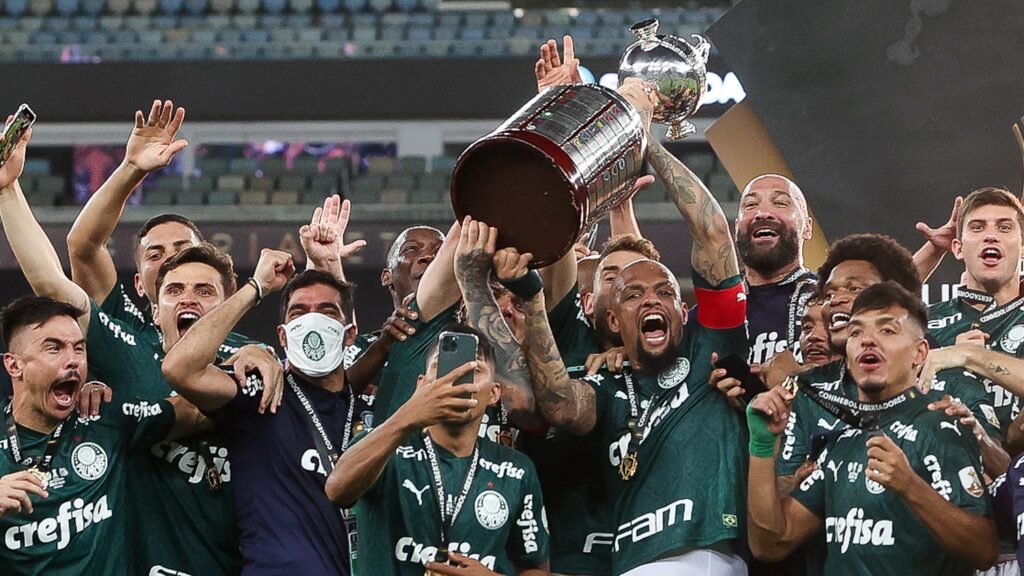 Palmeiras vence Flamengo por 2 a 1 e conquista Libertadores 1 verdao