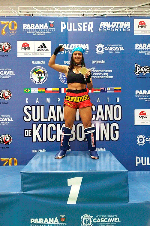 Atleta de Tocantins é campeã sul-americana de kickboxing 1 barbara 1