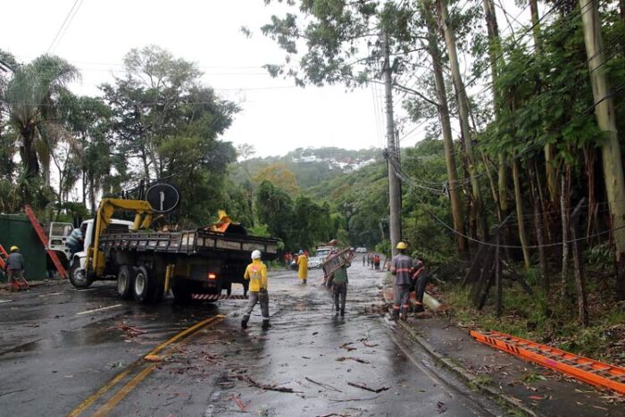 Ruas de JF continuam interditadas após estragos causados por temporal 1 estrada gentil forn fernando priamo