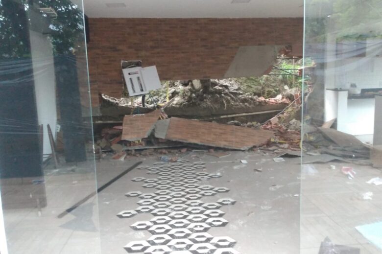 Juiz de Fora registra forte tempestade e deixa ruas alagadas 4 2chuva bairro araujo by bombeiros e1642077066174