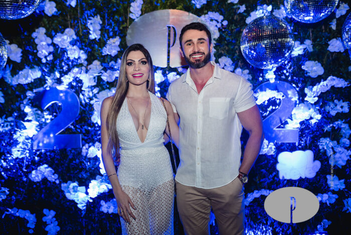 Gabriella Schettino e Anderson Cavalher curtindo o bar musical do Privilège 2 Gabriella Schettino e Anderson Cavalher curtindo o bar musical do Privilège