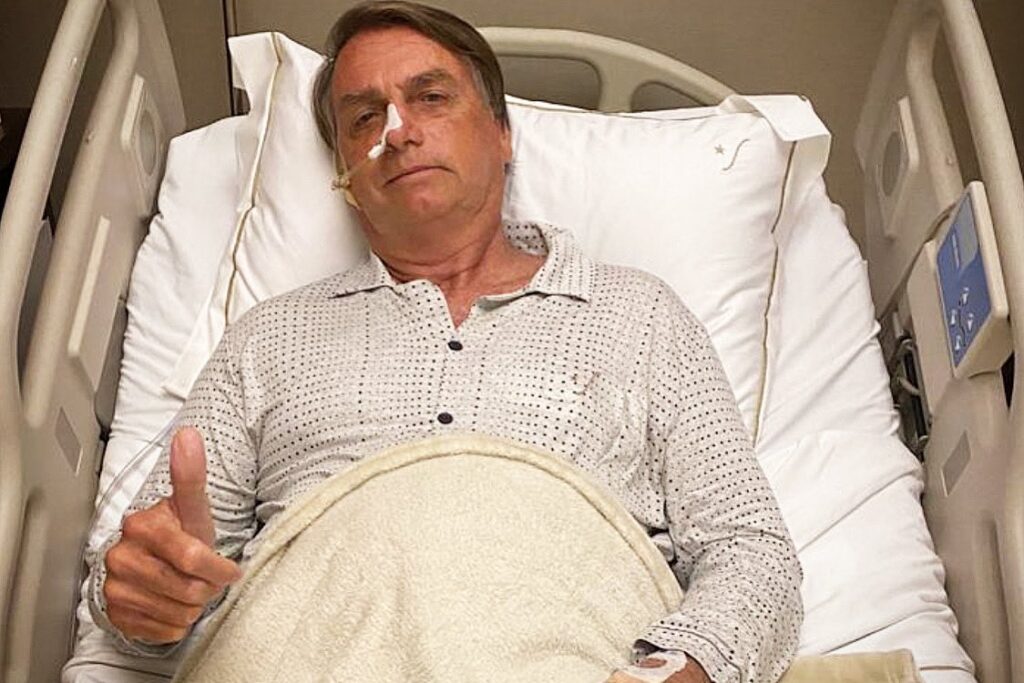Bolsonaro é internado com dores abdominais nos Estados Unidos 1 Bolsonaro twitter e1641301343541