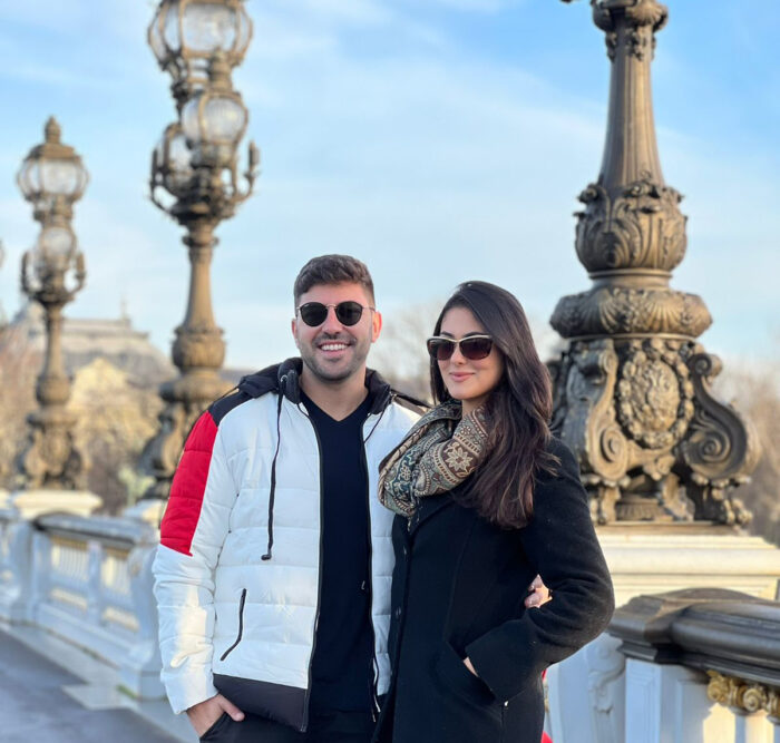 Matheus Prata e Júlia Jenevain, clicados em Paris na virada do ano, esticaram a viagem até a Islândia para a aventura das caçadas à Aurora Boreal 1 Matheus Prata e Júlia Jenevain, clicados em Paris na virada do ano, esticaram a viagem até a Islândia para a aventura da caçada à Aurora Boreal