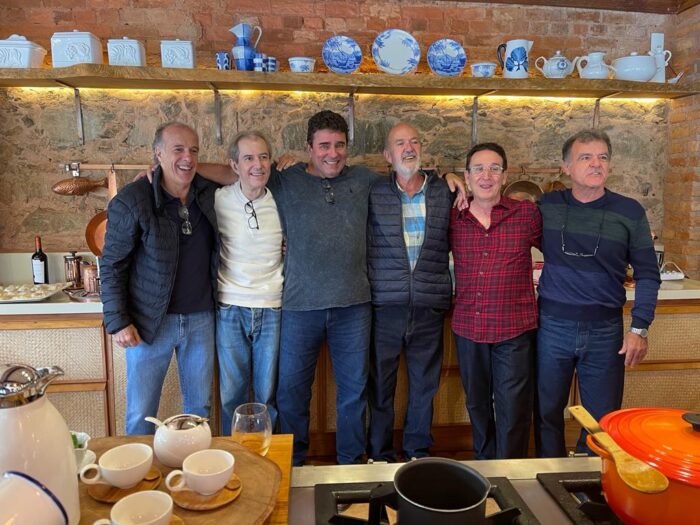 Waltinho Baldi, Bruno Bedinelli, o anfitrião José Mariano de Moraes, Paulo Cesar Jaguaribe, José Ricardo e Duca Assis: almoço de amigos na Fazenda Parati 1 Waltinho Baldi, Bruno Bedinelli, o anfitrião José Mariano de Moraes, Paulo Cesar Jaguaribe, José Ricardo e Duca Assis: almoço de amigos na Fazenda Parati