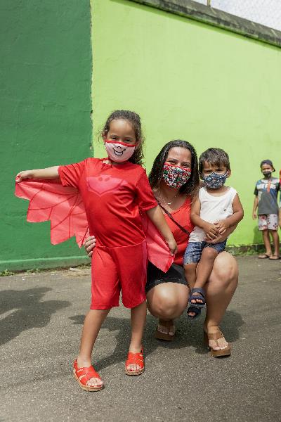 Pais atendem chamado e levam crianças para vacinar no Dia D 1 Dia D Vacinacao Infantil foto Barbara Landim2