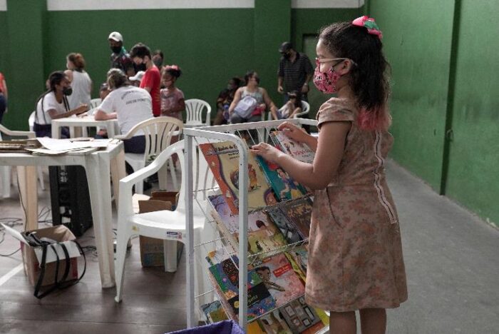 Pais atendem chamado e levam crianças para vacinar no Dia D 4 Dia D Vacinacao Infantil foto Barbara Landim7