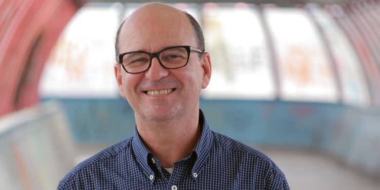 Luiz Ruffato lança livro em que investiga o Modernismo fora de SP 3 Luiz Ruffato