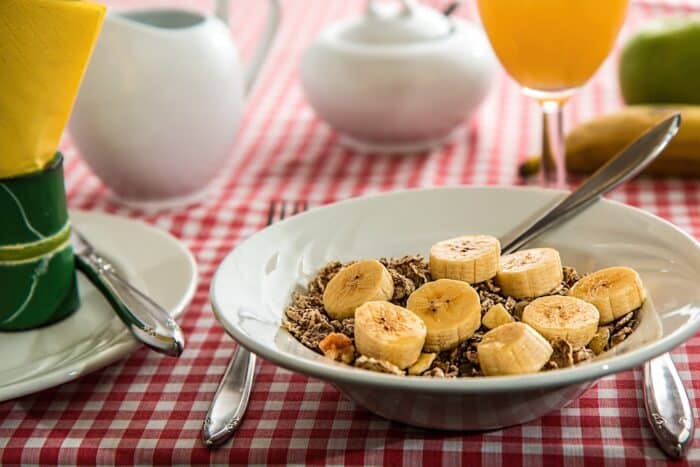 Cinco alimentos para enfrentar melhor a TPM 4 cereal g1421bfb98 1920