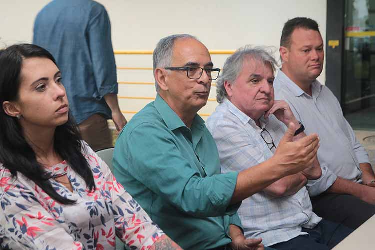02---COLETIVA-COM-O-PREFEITO-ANTÔNIO-ALMAS-E-REPRESENTANTES-DA-SAÚDE---fernando-priamo 02---COLETIVA-COM-O-PREFEITO-ANTÔNIO-ALMAS-E-REPRESENTANTES-DA-SAÚDE---fernando-priamo