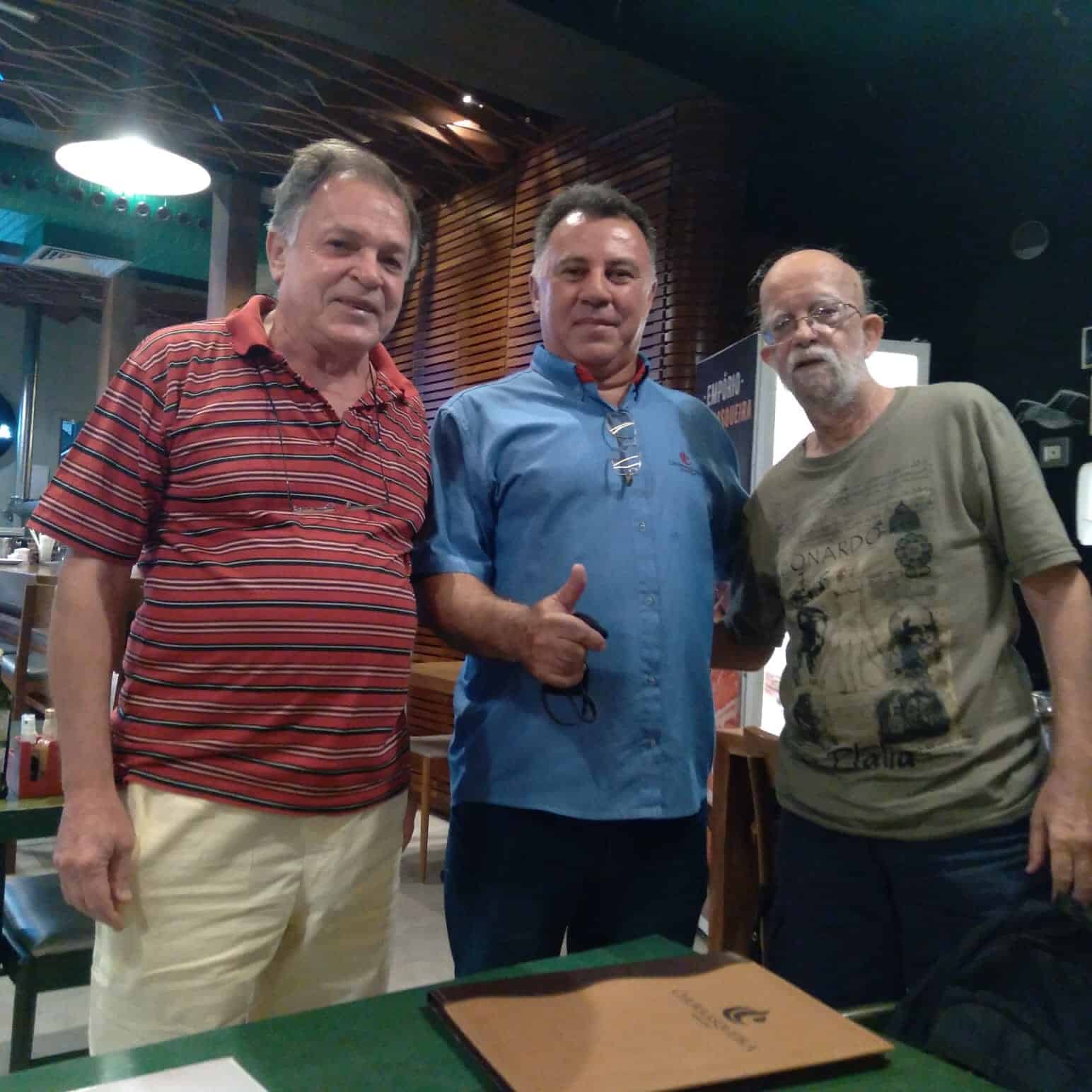 3 homens JF POR AÍ 180322 enviada pelo Cesar Romero 3 homens JF POR AÍ 180322 enviada pelo Cesar Romero