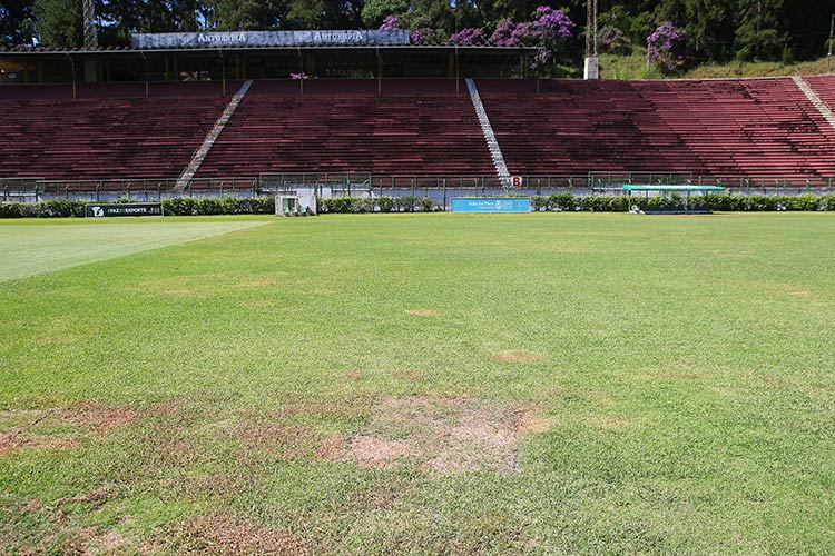 Estádio-Municipal---grama---fernando-priamo-(20) Estádio-Municipal---grama---fernando-priamo-(20)