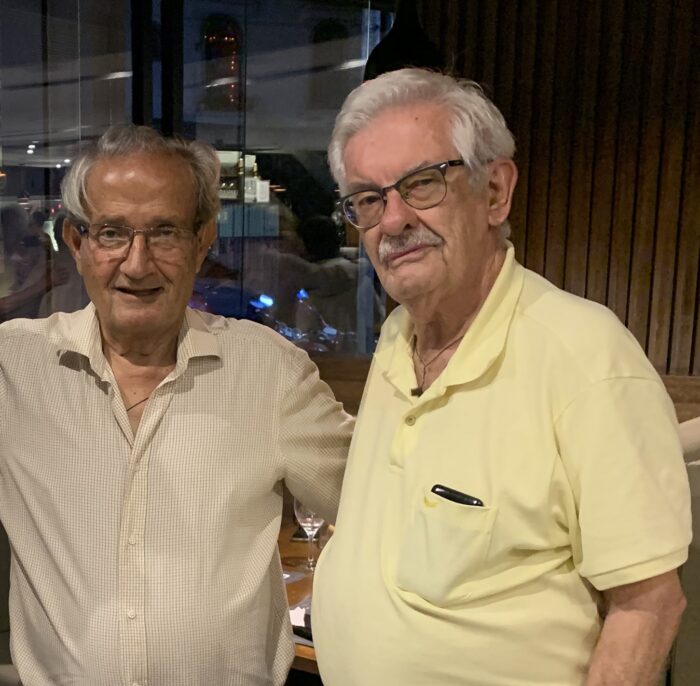 O homenageado, Gumercindo e Berenice Ribeiro Machado com o filho Marcelo, no Abrigo Santa Helena 1 O ‘sheik’ Ibrahim El Kouri e Wilson Cid na El Toro