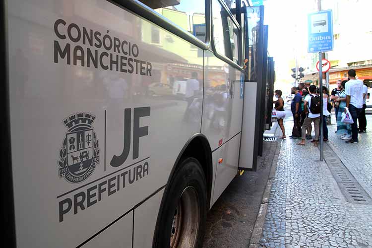 PJF decide rescindir contrato com a Tusmil 1 Situacao dos onibus em JF fernando priamo 2