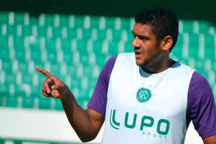 Tupi traz zagueiro Wellyson, de passagem pelo futebol albanês, e juiz-forano Kassinho 1 Wellyson foto Murilo Borges