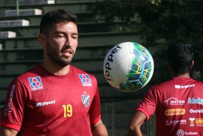 Tupi anuncia meia Hiroshi como primeira contratação para o Módulo II 1 hiroshi leo e1475010981725