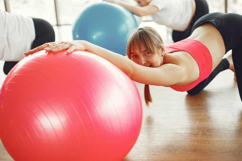 Benefícios do Pilates durante o pré-natal 1 pexels gustavo fring 3984366