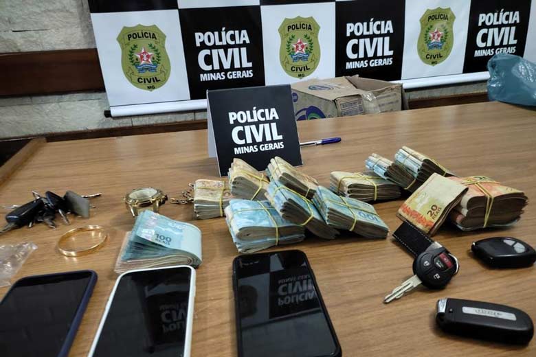 Policial militar e mais 11 são presos em operação contra o tráfico em Muriaé 1 2operacao da policia civil em muriae by policia civil