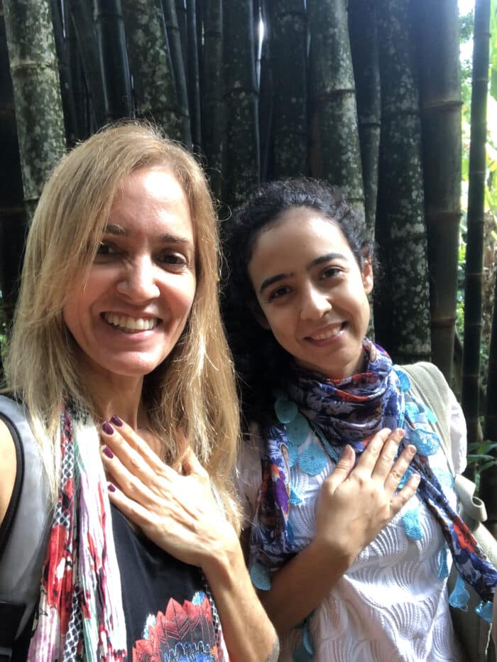 Mariana Fazza e Júlia Duque enfeitaram a caravana da Brasil Imóveis no Comida di Buteco 2 Lara Navarro e Nina Mukani falam no retiro de yoga e meditação no Seminário da Floresta