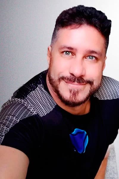 Jornalista relança livro de ficção sobre a Copa do Mundo de 2022 2 Livro Fafia e a Copa do Mundo de 2022 Clinton Davisson foto divulgacao 1