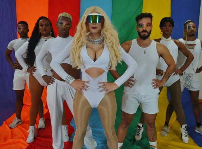 TITIago lança o videoclipe de ‘Eu não nasci. Eu estreei!’ 1 TITIago