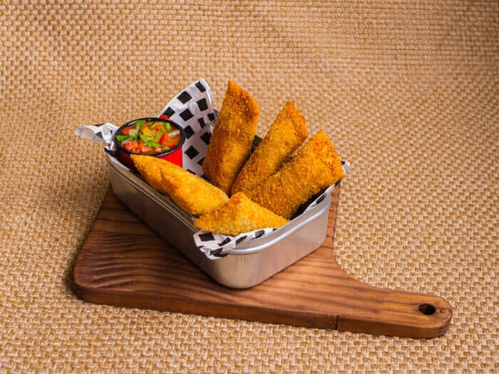 Conheça os pratos participantes do Comida di Buteco 2022 28 Varanda Restô Beer Rabada Bem Bolada Juiz de Fora 2022 Natália Ferreira