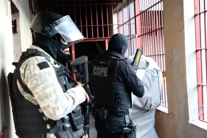 Operação do MP investiga entrada de drogas e celulares na Penitenciária de Linhares 1 operacao mp presidio