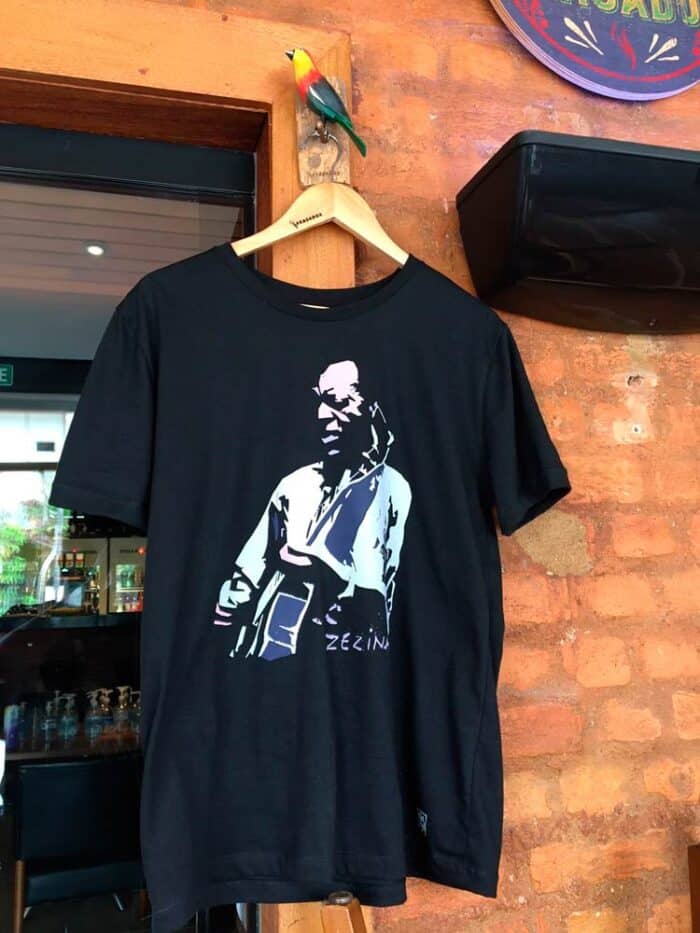 Campanha busca financiamento para tratamento de Zezinho da Guitarra 2 zezinho camisa