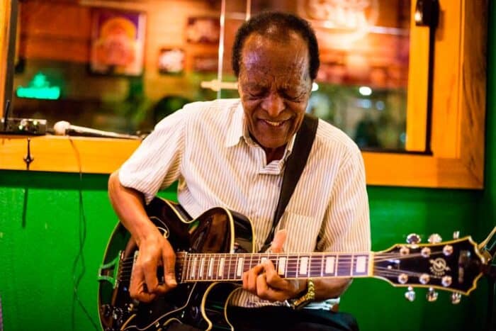 Campanha busca financiamento para tratamento de Zezinho da Guitarra 1 zezinho
