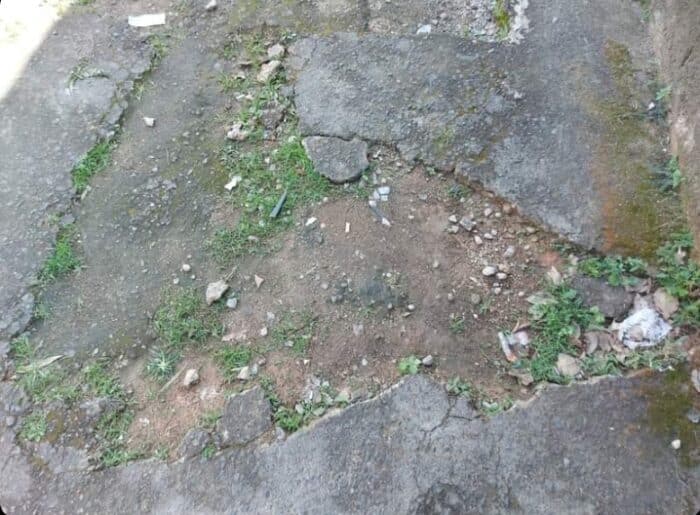 Calçada danificada no Mariano Procópio 1 20220504 113211