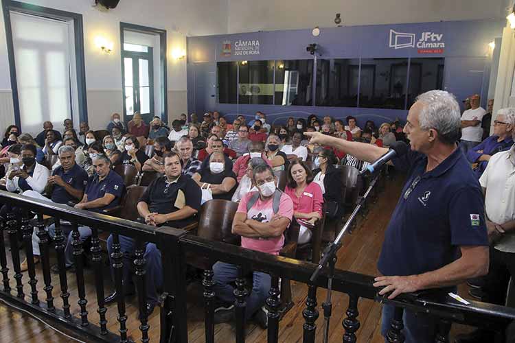 Em audiência pública, ex-funcionários da Amac pedem isonomia à Prefeitura 1 Audiencia Publica AMAC fernando priamo 2