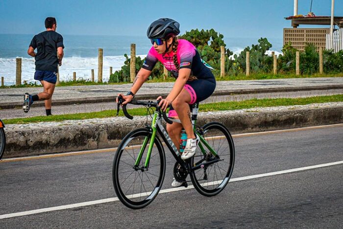 Juiz-forana Andressa Miana é bronze em estreia no Brasileiro de Triathlon 2 Triathlon Andressa foto Fotop