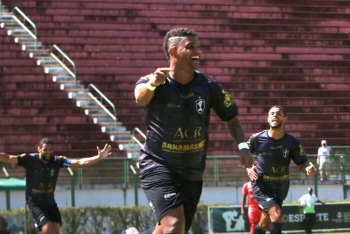 Tupi vira sobre o Tupynambás e vence o clássico por 2 a 1 no Módulo II 3 Tupi x Tupynambas foto Leonardo Costa 5