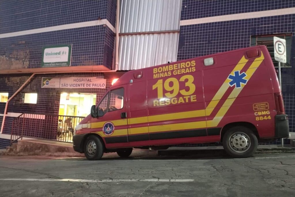 Dois motoristas ficam feridos após acidente em Igrejinha 1 Bebê engasgado é salvo após auxúlio do Corpo de Bombeiros de Conselheiro Lafaiete