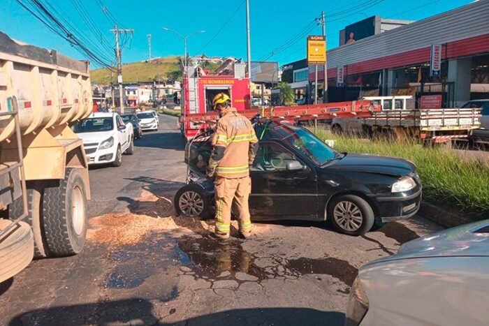 colisao JF foto Bombeiros Divulgacao