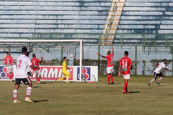 Baeta empata mais uma no Módulo II em JF: 1 a 1 com o VEC 2 tupynambas x Varginha fernando priamo 1