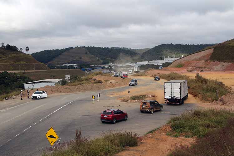 Problemas na sinalização e imprudência causam perigo nas estradas da região 3 AMG 3085 fernando priamo 18