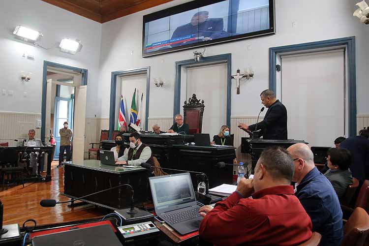 Secretário afirma que consultoria sobre transporte coletivo está em fase de conclusão 1 Audiencia Publica onibus urbano fernando priamo 5