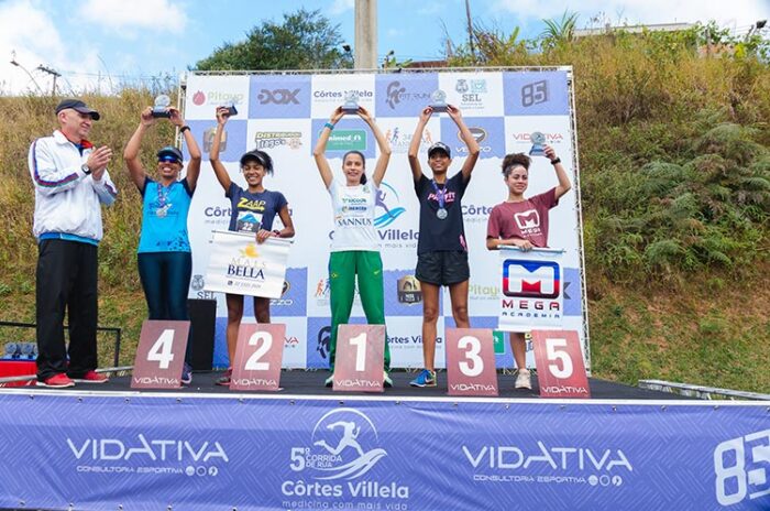 Na volta do Ranking, Amanda Oliveira e Francisco Lima vencem a 5ª Corrida Côrtes Villela 2 Corrida Podio feminino Cortes Villela foto Danylo Goto